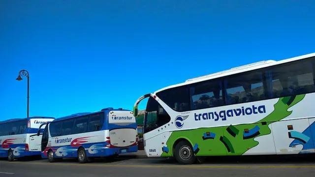 Autobuses de Transtur y Transgaviota en Cuba