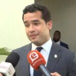 Omar rechaza enseñar creole y pide priorizar calidad educativa