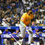 Raynel Delgado lidera ataque y las Águilas se desquitan ante el Licey
